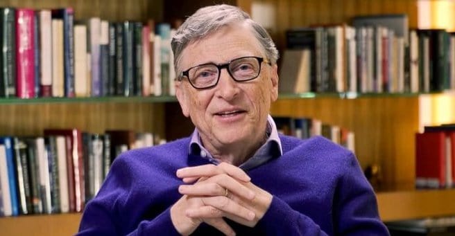 Bill Gates divorces his wife