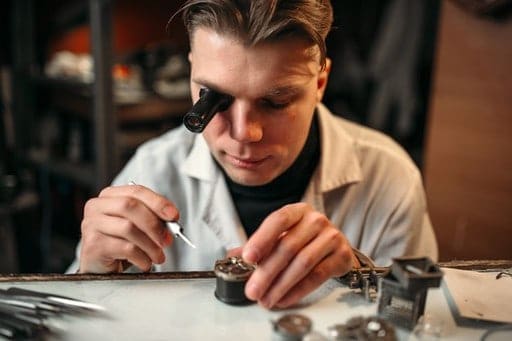 Why use a watch repairer service