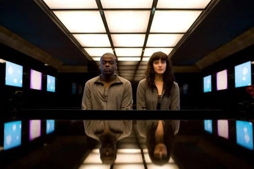 Black Mirror Saison 6 est une histoire d'horreur américaine. Nous avons confirmé la date de sortie du miroir noir saison 6.