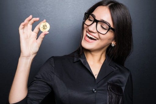 5 Key Advantages of Buying Cryptocurrency