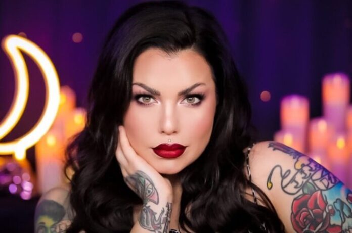How much is Bailey Sarian Net Worth?
