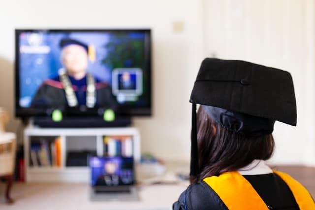 How Taking An Online Degree Course Can Boost Your Career Options