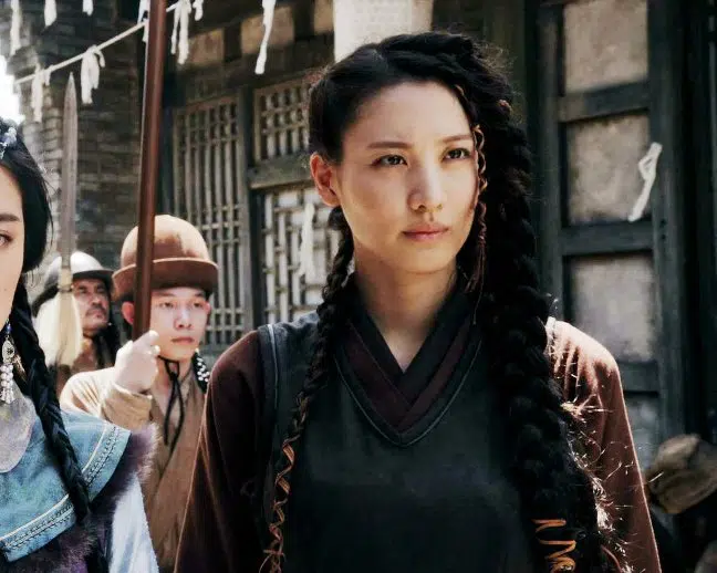 Claudia Kim