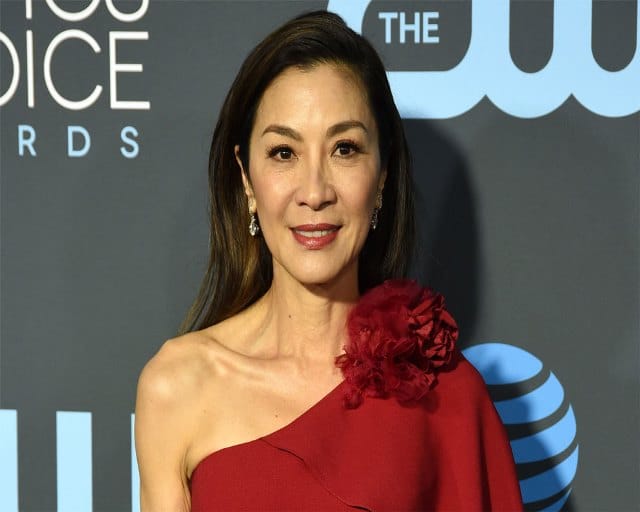 Michelle Yeoh hyped 'Avatar 2' and 'genius' James Cameron!