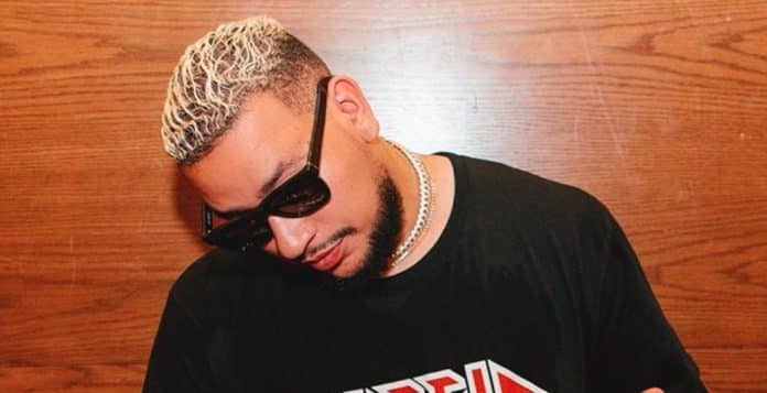 AKA South African rap musician was killed outside a restaurant - 1