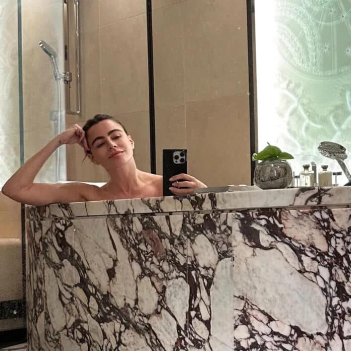 Sofia Vergara Posts Makeup-Free Selfie