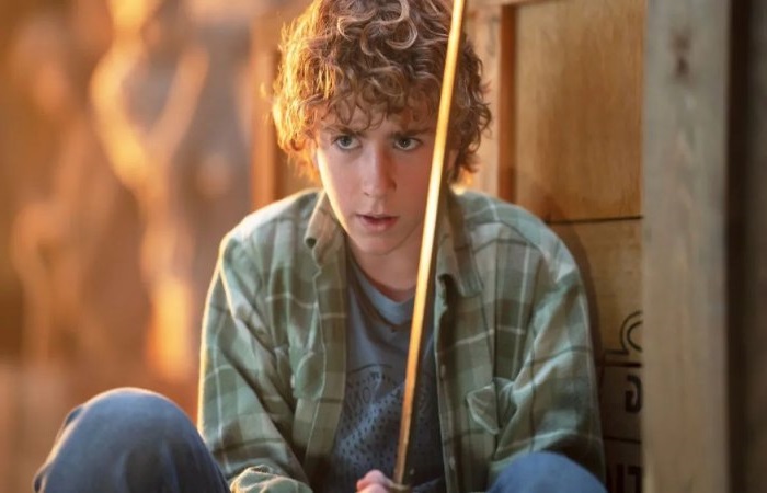 Walker Scobell as Percy Jackson