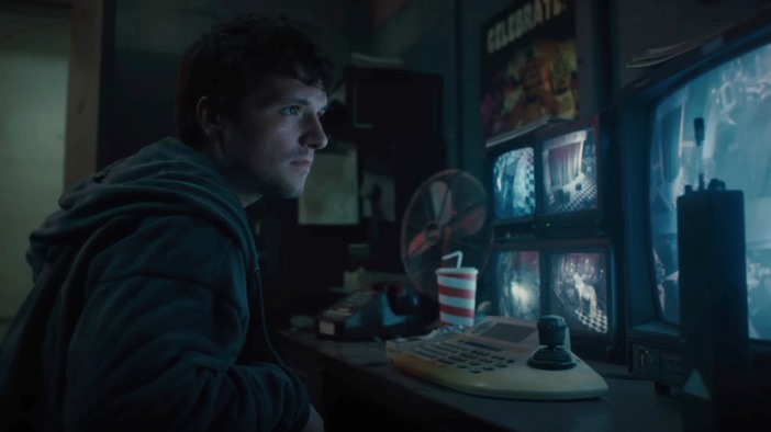 five nights at freddys film Josh Hutcherson as Mike Schmidt