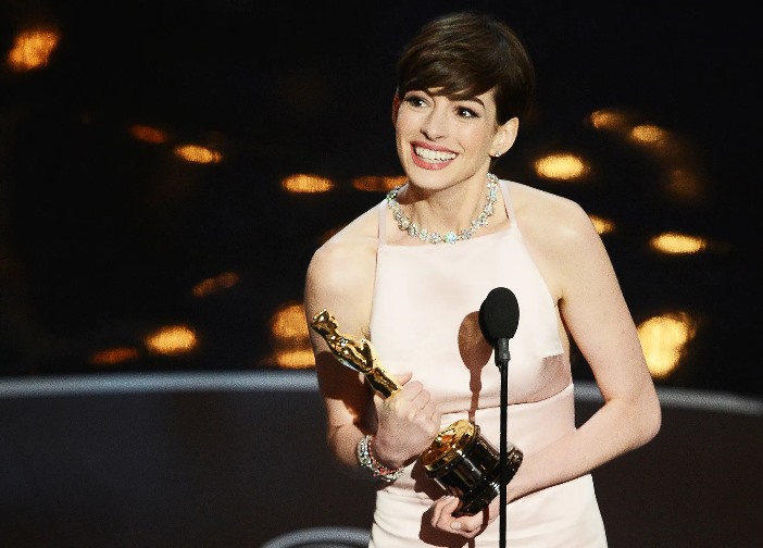 How many awards does Anne Hathaway have?