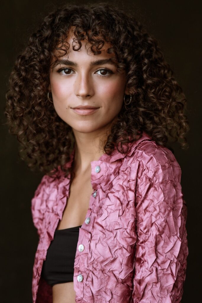 Andrea Pavlovic as Kris