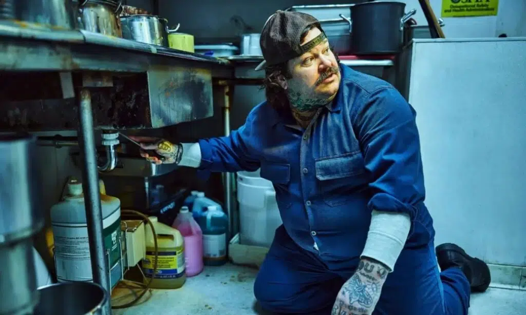 Matty Matheson as Neil Fak