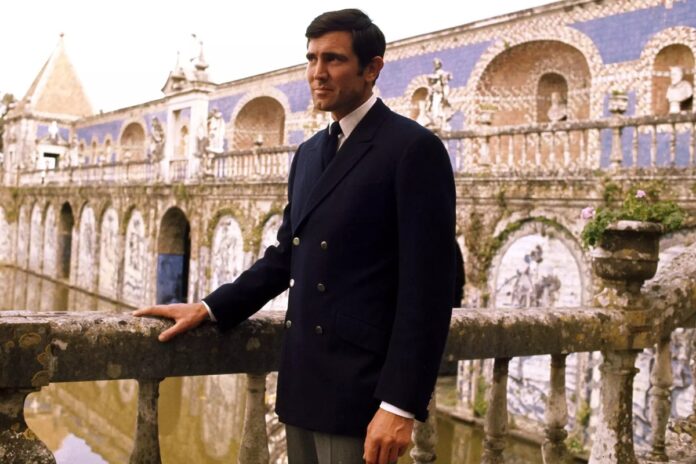 Former James Bond Star George Lazenby Announces Retirement from Acting: 'It's Been a Fun Ride'