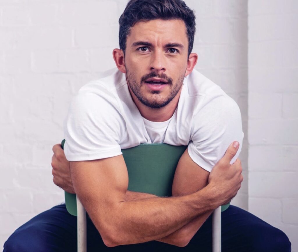 Jonathan Bailey 1