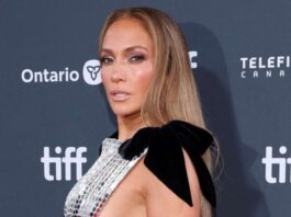 Jennifer Lopez’s Makeup Artist Hails Her ‘Flawless’ Look at Unstoppable Premiere: ‘Shine from Every Angle’