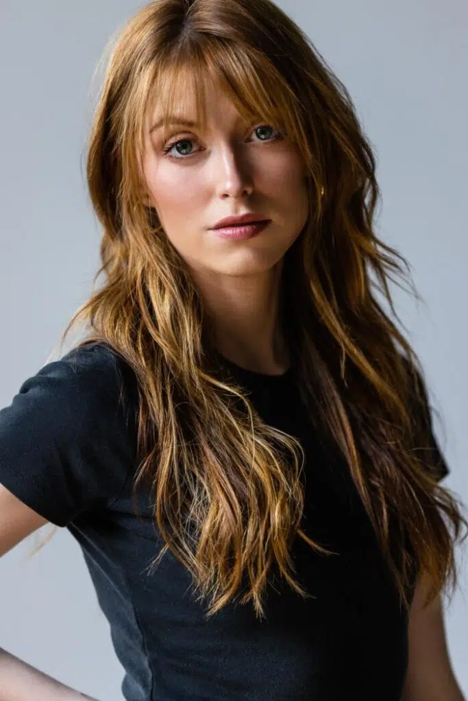 Sydney Sabiston as Val Vaughn