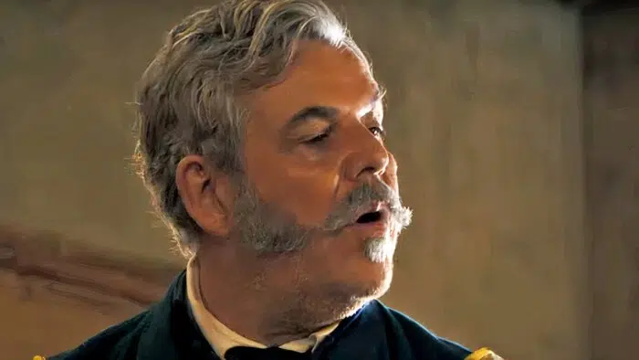 Danny Huston