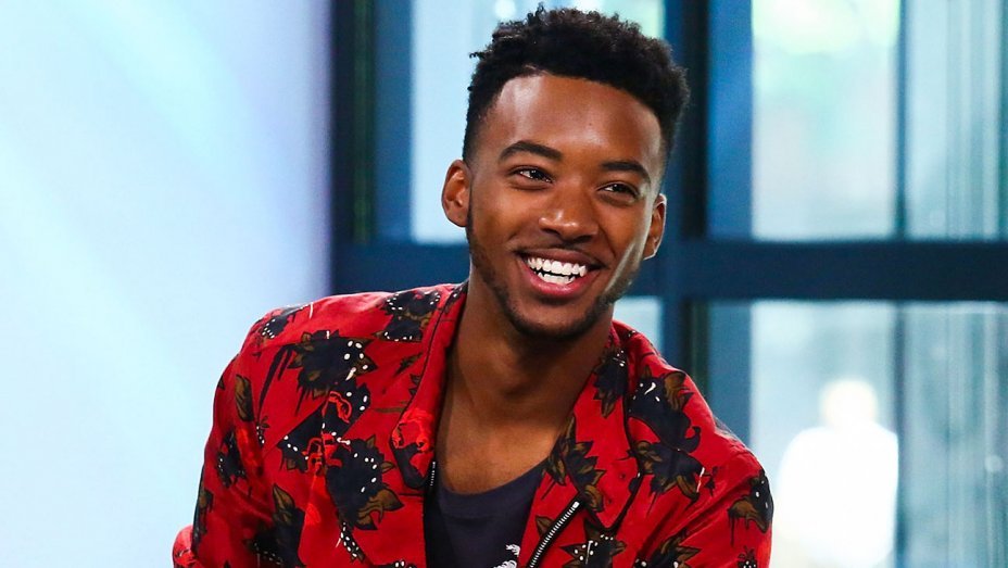 Algee Smith as Agent Parker